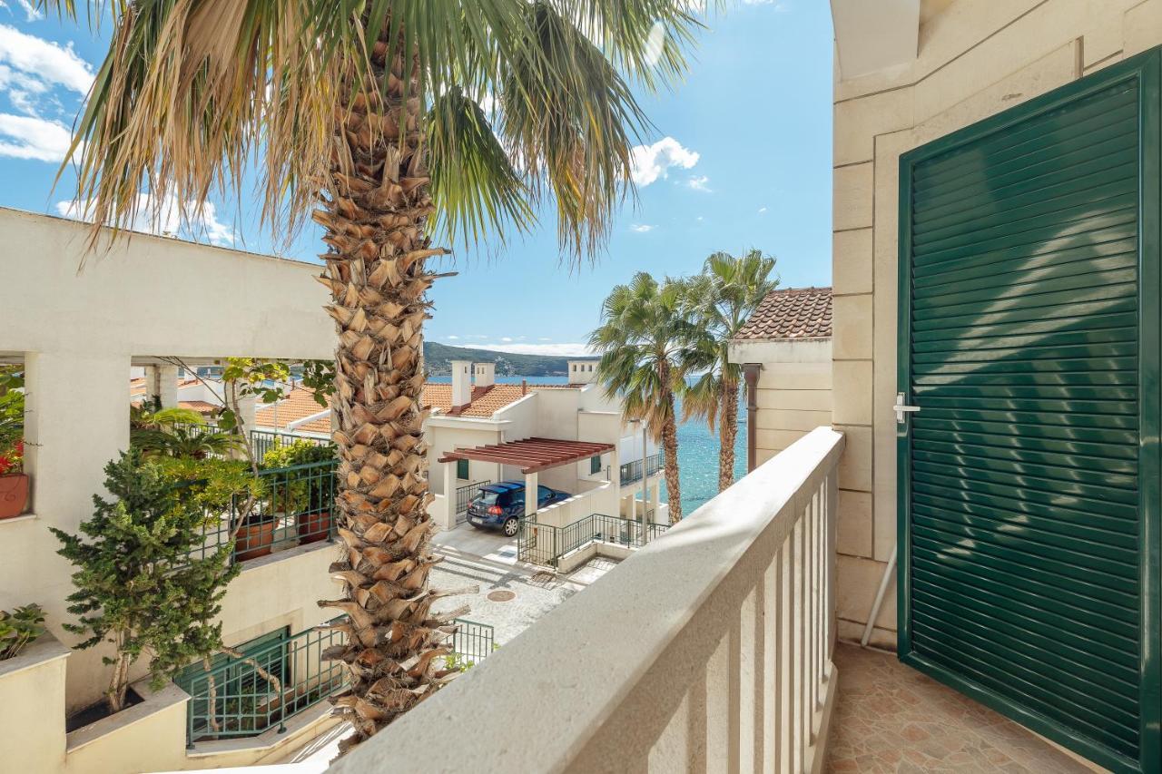 Palma Apartments Херцег-Нови Экстерьер фото